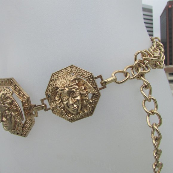 Gold tone metal chain belt O/S main image 5